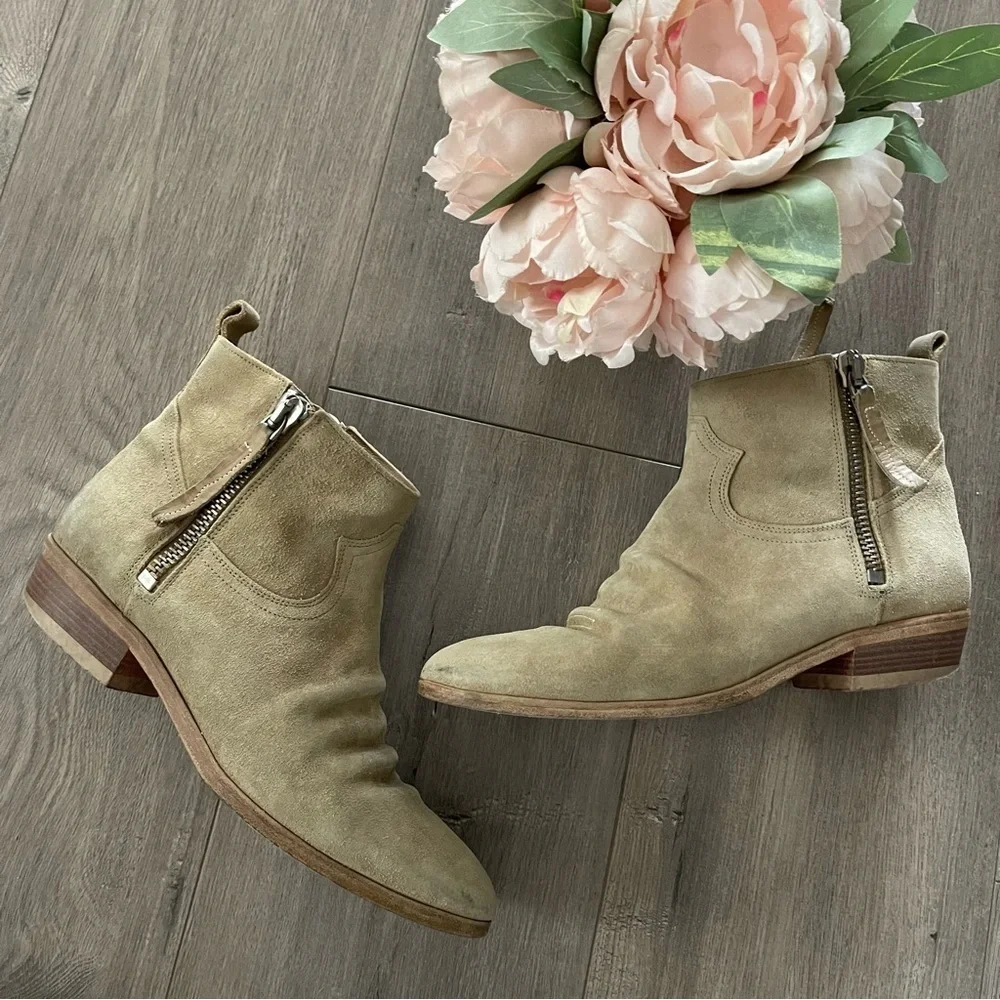 Golden Goose Viand Beige‎ Suede Cowgirl Booties